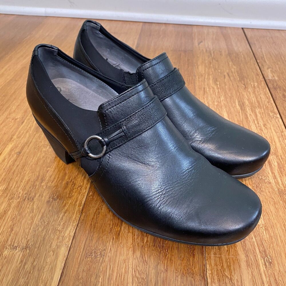 Abeo Raine Leather Ankle Boots Womens 10M Black Block Heel Slip On Western 2.75"